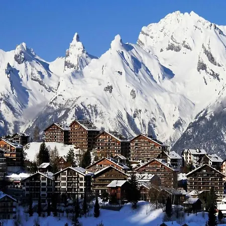 In Near Lift Апартаменты