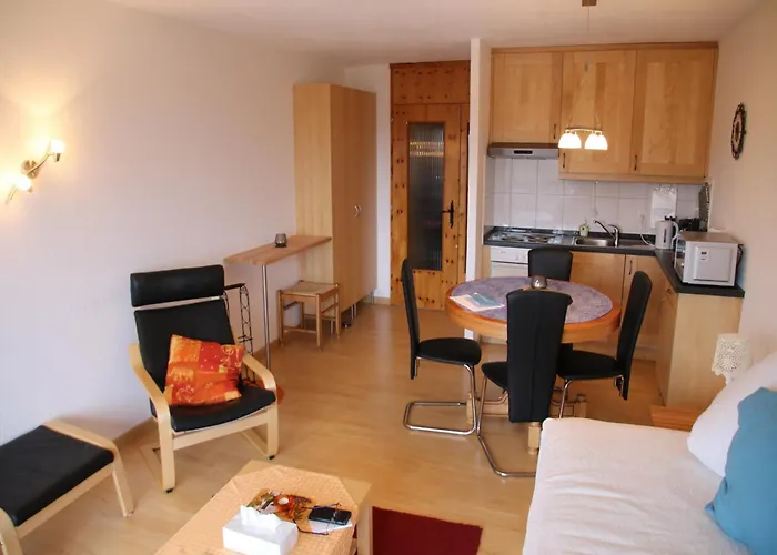 Appartement In Near Lift *