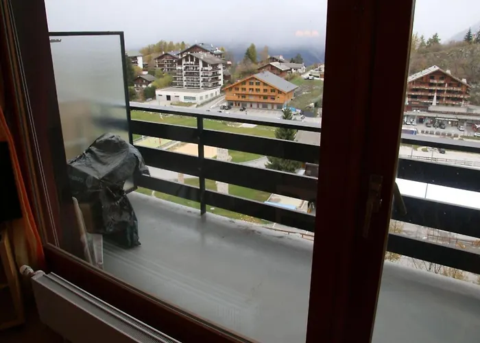 In Near Lift アパート ナンダ