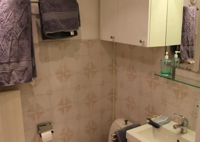 In Near Lift ナンダ