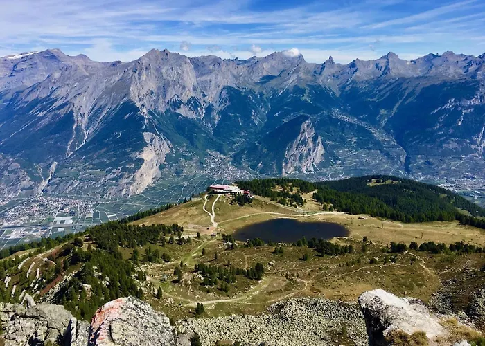 Appartement In Near Lift